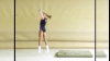 C 418 : 1/1 TURN SPLIT JUMP TO PUSH UP